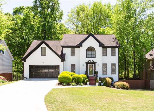 Property at 3612 Tree View Dr, Snellville, GA 30078, 5 beds, 2.5 baths