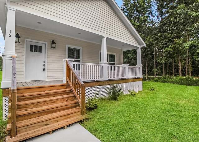 Property at 16 Pear St, Ludowici, GA 31316, 3 beds, 2 baths
