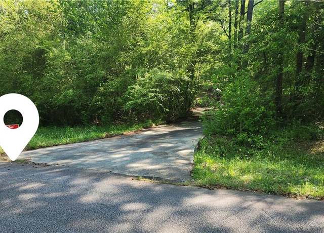Property at 72 Springdale Dr, Griffin, GA 30223