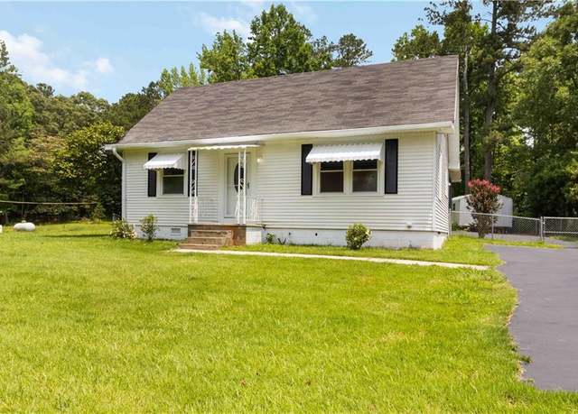 Property at 8185 Rivertown Rd, Fairburn, GA 30213, 3 beds, 1 bath