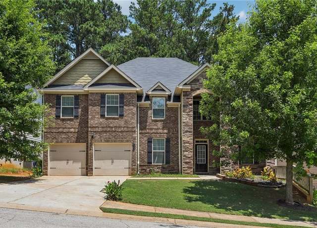 Property at 2194 Dodson Woods Dr, Fairburn, GA 30213, 5 beds, 4 baths