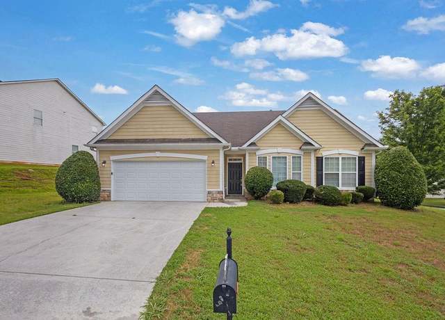 Property at 8900 Crestview Cir, Union City, GA 30291, 3 beds, 2 baths