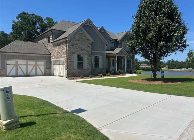 Property at 4010 Sierra Knolls Ct, Cumming, GA 30040, 5 beds, 4.5 baths