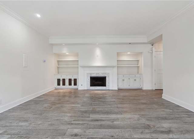 Property at 3636 Peachtree Rd NE #405, Atlanta, GA 30319, 1 bed, 1.5 baths