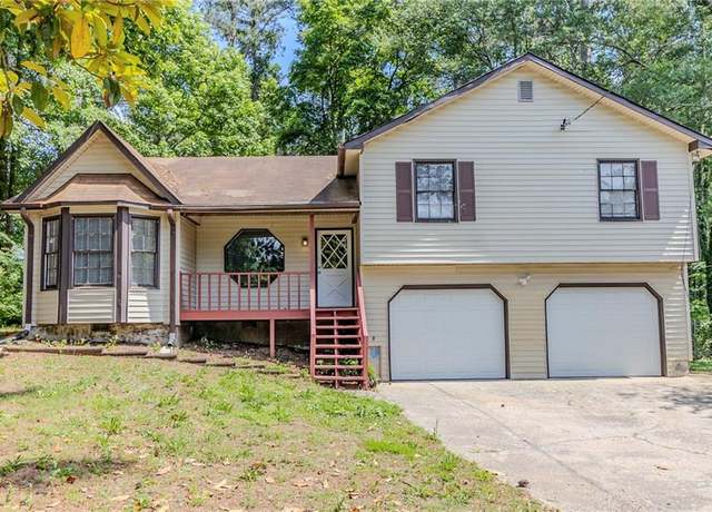 Property at 3120 Westwood Dr, Acworth, GA 30102, 3 beds, 2 baths