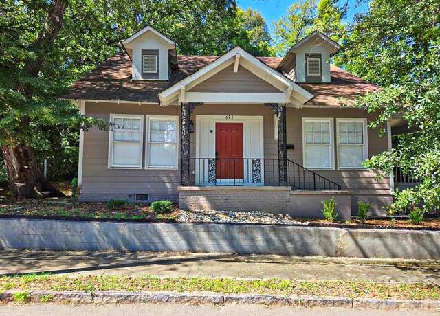 Property at 673 Pearce St SW, Atlanta, GA 30310, 3 beds, 3 baths