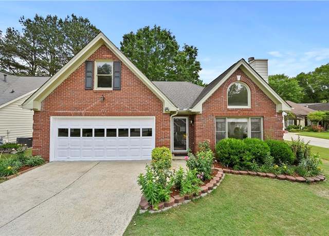 Property at 4730 Fairway View Ct, Duluth, GA 30096, 3 beds, 2 baths