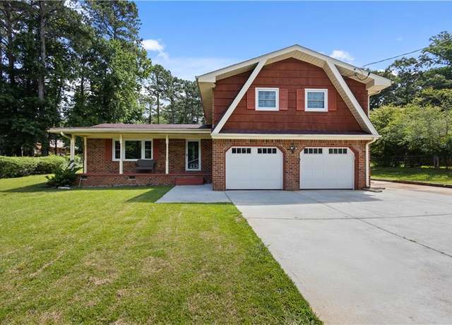 Property at 3082 Briarleaf Dr, Decatur, GA 30034, 4 beds, 2.5 baths