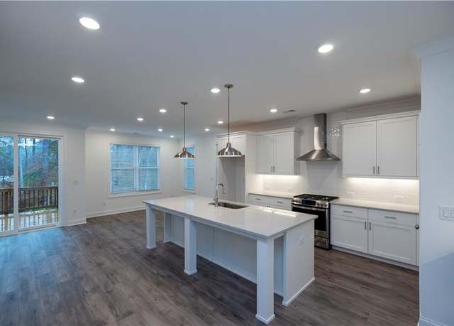 Property at 705 Dodd Ln N #163, Buford, GA 30518, 3 beds, 2.5 baths