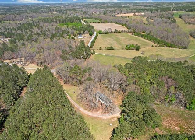 Property at 2400 Mount Zion Rd, Oxford, GA 30054, 3 beds, 2 baths