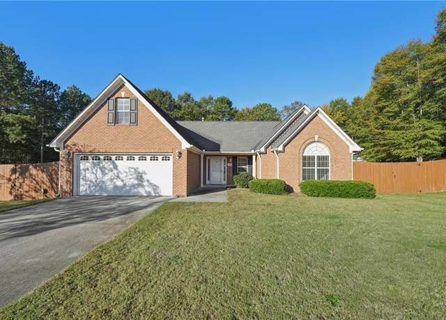 Property at 4011 Lafayette Way, Loganville, GA 30052, 3 beds, 2 baths