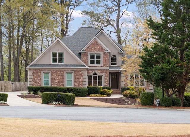 Property at 6935 York Pl, Cumming, GA 30040, 5 beds, 4.5 baths
