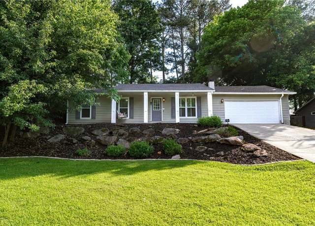 Property at 755 Waterbrook Ter, Roswell, GA 30076, 3 beds, 2 baths