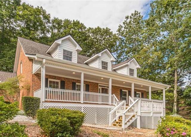 Property at 3031 Alta Rdg, Snellville, GA 30078, 4 beds, 3.5 baths