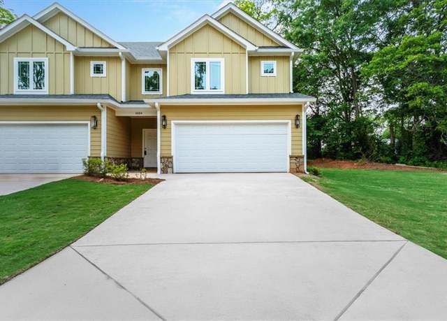 Property at 6884 Robinson St, Lithonia, GA 30058, 3 beds, 2.5 baths