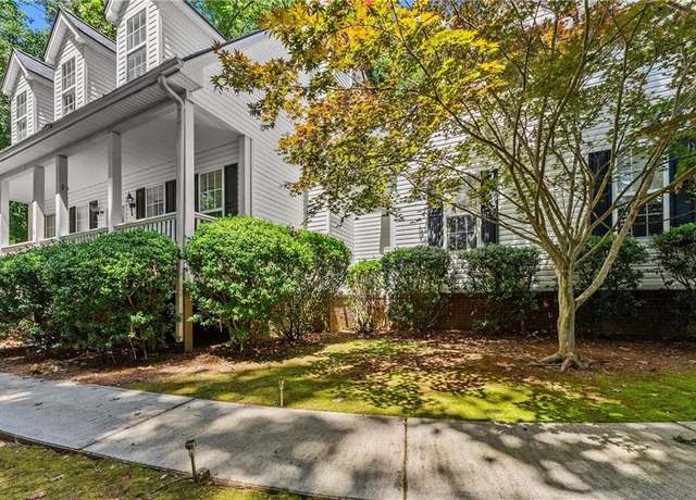 Property at 5303 Monarc Dr, Gainesville, GA 30506, 3 beds, 2.5 baths