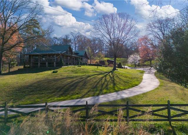 Property at 3721 Mason Creek Rd, Winston, GA 30187, 3 beds, 2.5 baths