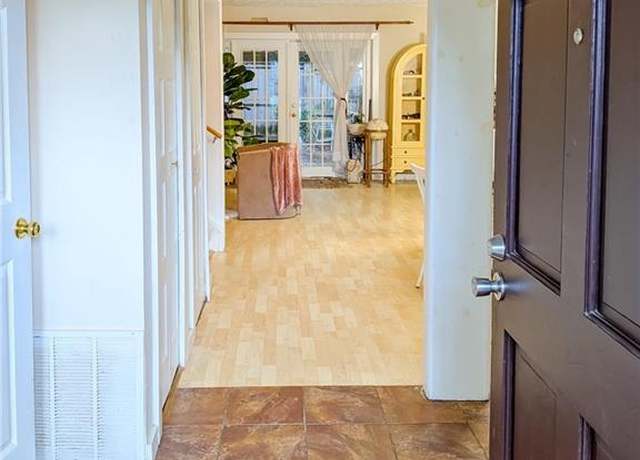 Property at 3556 Splinterwood Rd, Peachtree Corners, GA 30092, 3 beds, 2 baths