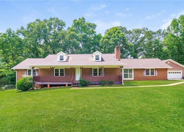Property at 263 Austin Rd, Stockbridge, GA 30281, 3 beds, 2 baths