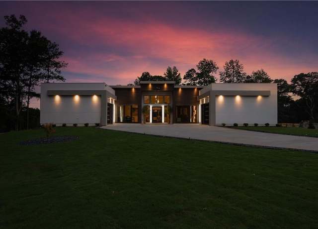 Property at 292 Highway 279, Fayetteville, GA 30214, 6 beds, 7 baths