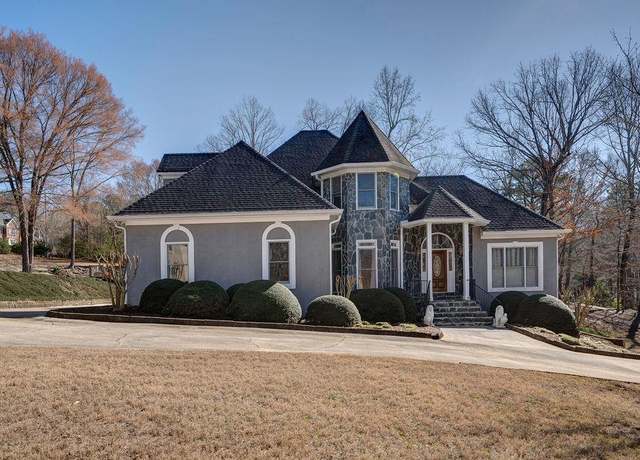 Property at 4610 Riversound Dr, Snellville, GA 30039, 5 beds, 4.5 baths