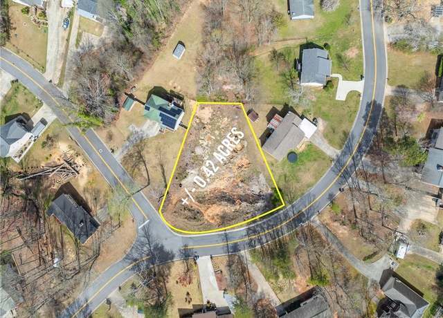 Property at 1756 Lanier Spring Dr NW, Gainesville, GA 30504