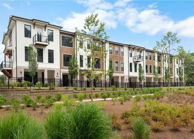 Property at 340 Olmstead Way #34, Alpharetta, GA 30022, 3 beds, 2.5 baths