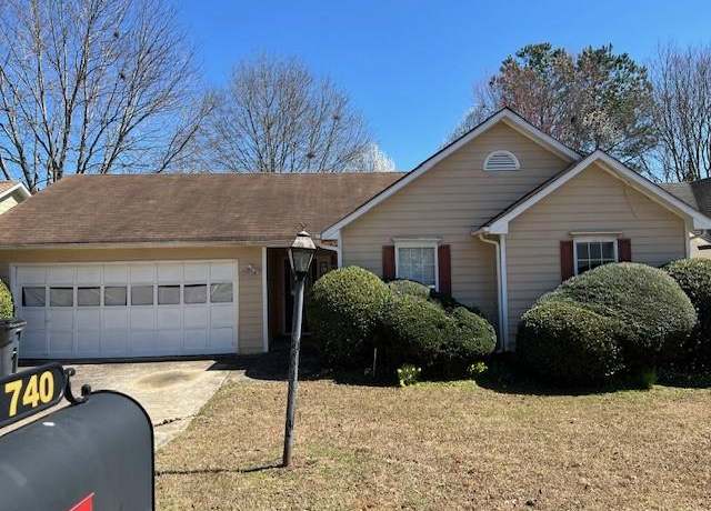 Property at 740 Kibbe Cir, Lawrenceville, GA 30044, 3 beds, 2 baths