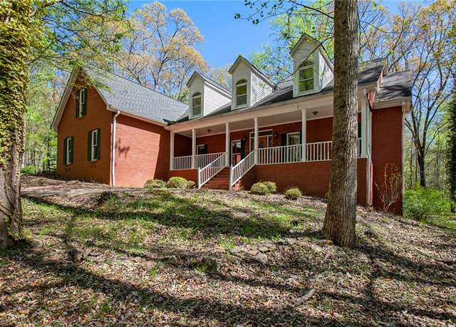 Property at 5643 Stephens Rd, Oakwood, GA 30566, 8 beds, 5 baths