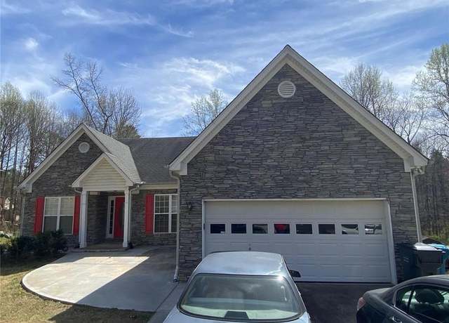 Property at 2517 Oak Valley Ln, Dacula, GA 30019, 5 beds, 3.5 baths
