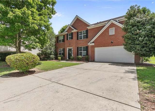 Property at 750 Ambrose Ln, Atlanta, GA 30349, 4 beds, 3 baths