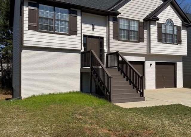 Property at 955 Loch Forest Way, Riverdale, GA 30296, 4 beds, 3 baths