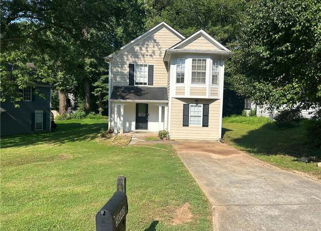 Property at 5040 Brittany Dr, Stone Mountain, GA 30083, 4 beds, 2.5 baths