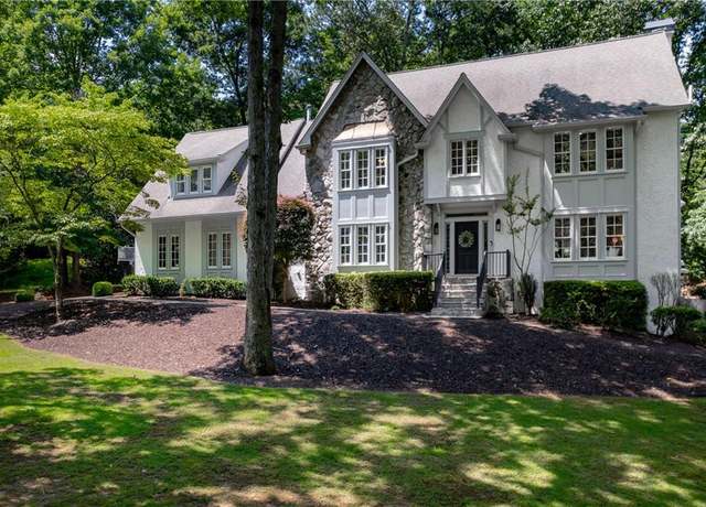 Property at 2260 River Cliff Dr, Roswell, GA 30076, 6 beds, 6 baths