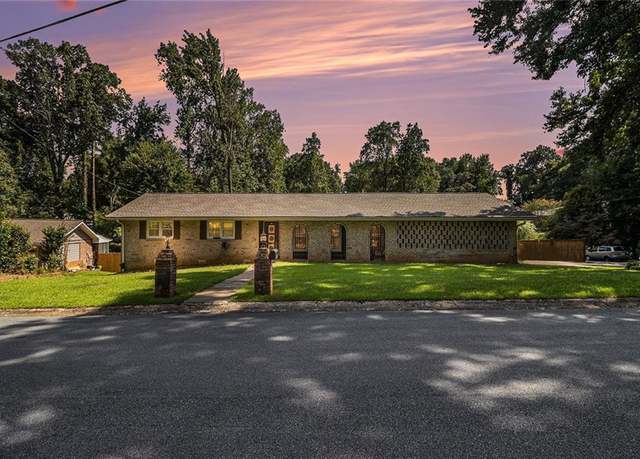 Property at 4777 Summit Hills Way, Tucker, GA 30084, 3 beds, 3 baths