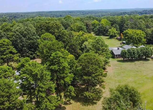 Property at 1092 Harbins Rd, Dacula, GA 30019, 3 beds, 2 baths