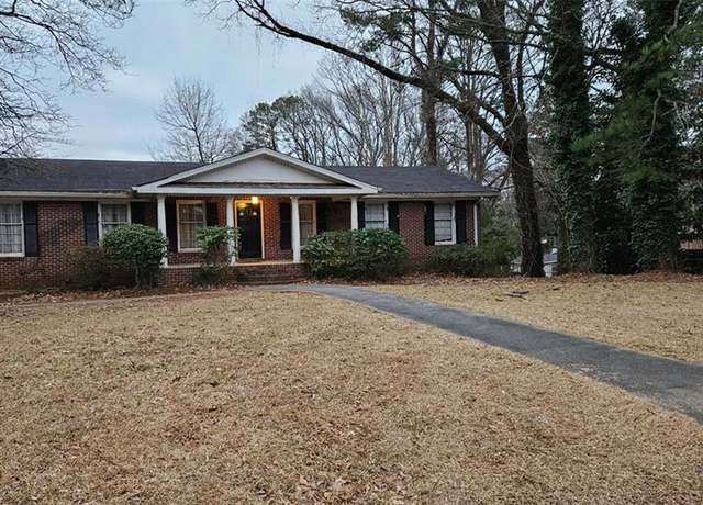 Property at 4297 Riverwood Cir, Decatur, GA 30035, 4 beds, 2 baths