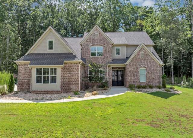 Property at 25 Mountain Crest Dr, Oxford, GA 30054, 4 beds, 4.5 baths
