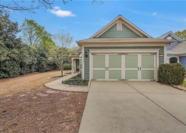 Property at 6420 Rockpoint Ln, Hoschton, GA 30548, 2 beds, 2 baths