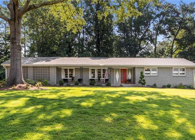 Property at 2961 Greenrock Trl, Atlanta, GA 30340, 3 beds, 2 baths