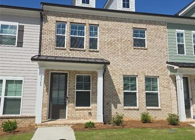 Property at 5525 Leyland Dr, Flowery Branch, GA 30542, 3 beds, 2.5 baths