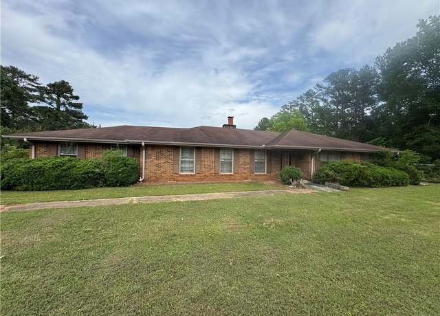 Property at 1856 Butler Bridge Rd, Covington, GA 30016, 3 beds, 2 baths