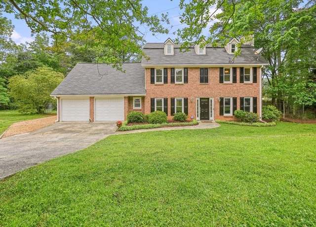 Property at 2801 Holly Oaks Dr, Marietta, GA 30062, 4 beds, 2.5 baths