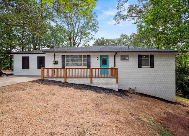 Property at 3343 Barry Ln, Gainesville, GA 30506, 6 beds, 3 baths