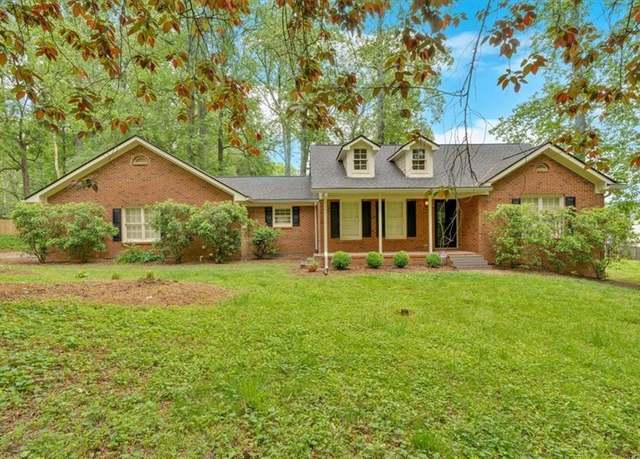 Property at 151 Mark Ln SE, Smyrna, GA 30082, 4 beds, 3.5 baths