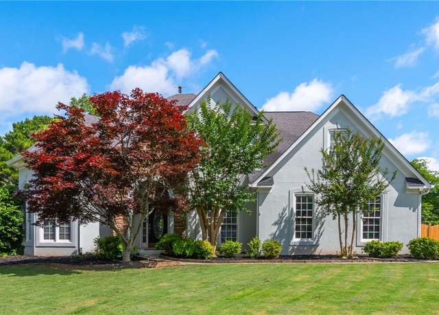 Property at 2000 Settindown Dr, Roswell, GA 30075, 5 beds, 2.5 baths
