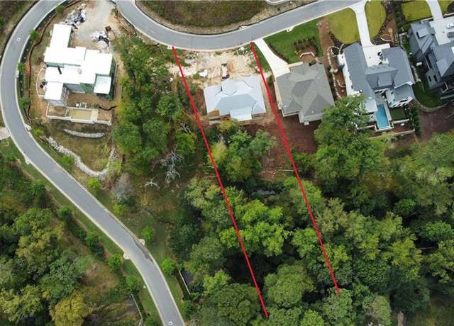Property at 4408 Brookview Dr SE, Atlanta, GA 30339, 4 beds, 4.5 baths