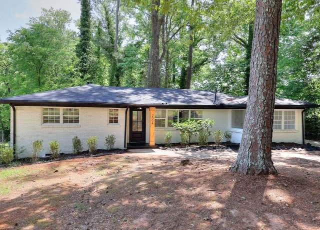 Property at 2094 Shamrock Dr, Decatur, GA 30032, 3 beds, 2 baths