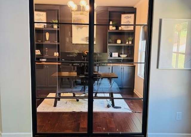 Property at 4564 White Horse Dr, Braselton, GA 30517, 5 beds, 3.5 baths