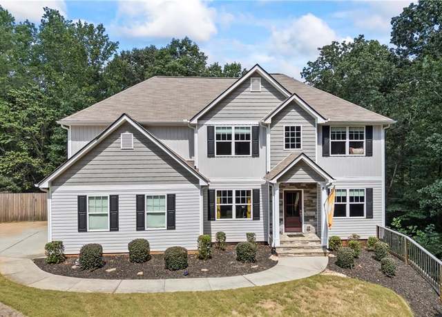 Property at 4564 White Horse Dr, Braselton, GA 30517, 5 beds, 3.5 baths